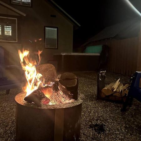 Close To Hiawatha Tr And Biking With Hot Tub Wallace Extérieur photo