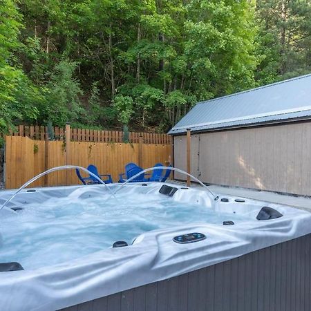 Close To Hiawatha Tr And Biking With Hot Tub Wallace Extérieur photo
