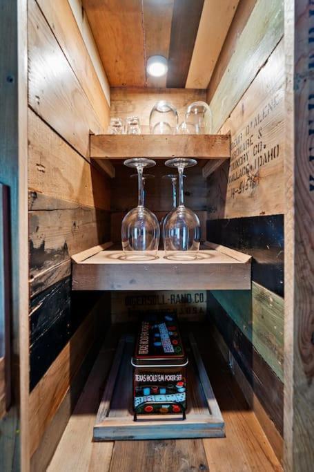 Close To Hiawatha Tr And Biking With Hot Tub Wallace Extérieur photo